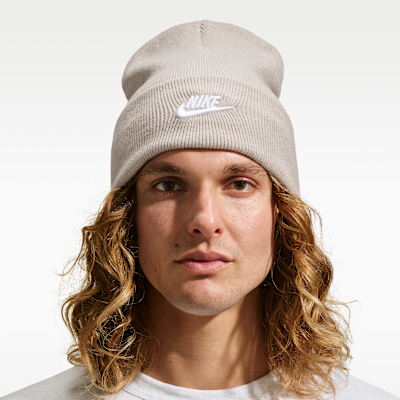 Nike Peak Futura Beanie. Nike.com
